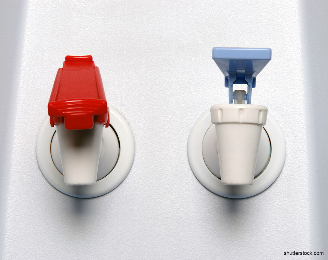 Hot water and cold water tap