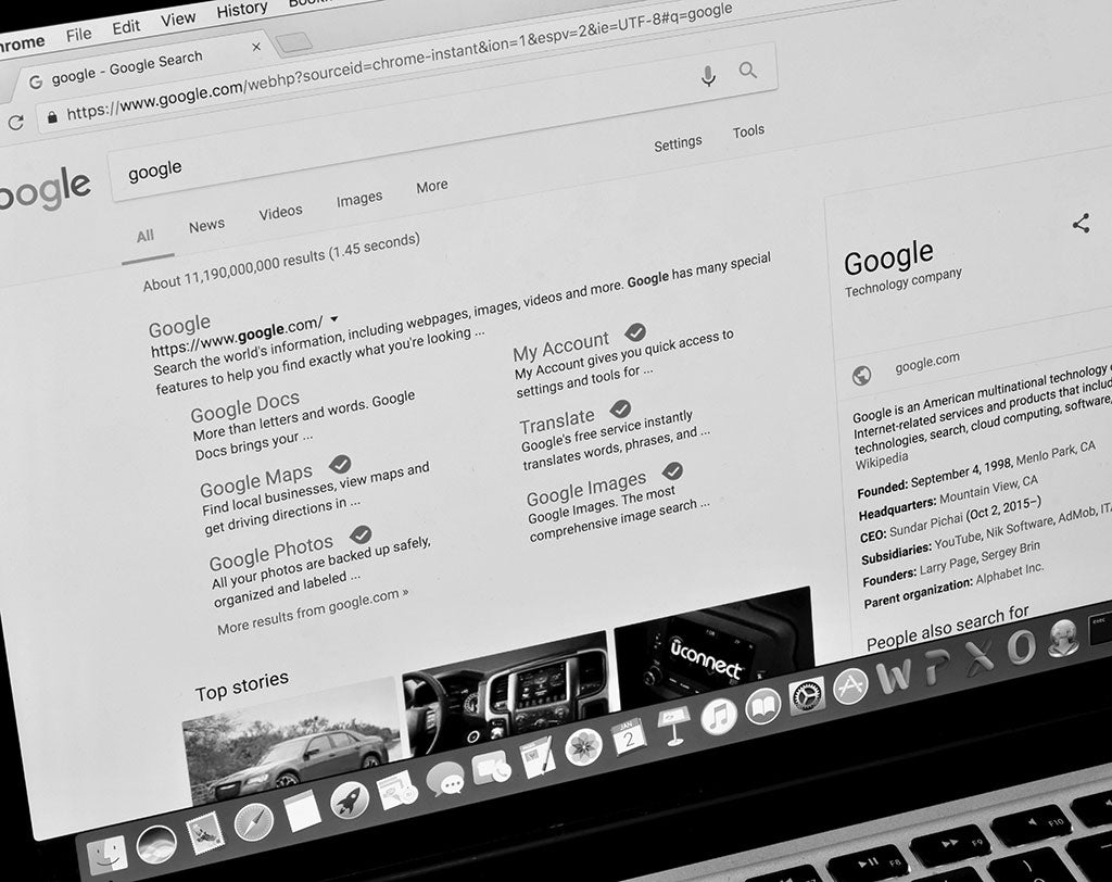 Organic Content vs. Advertising in Social Media